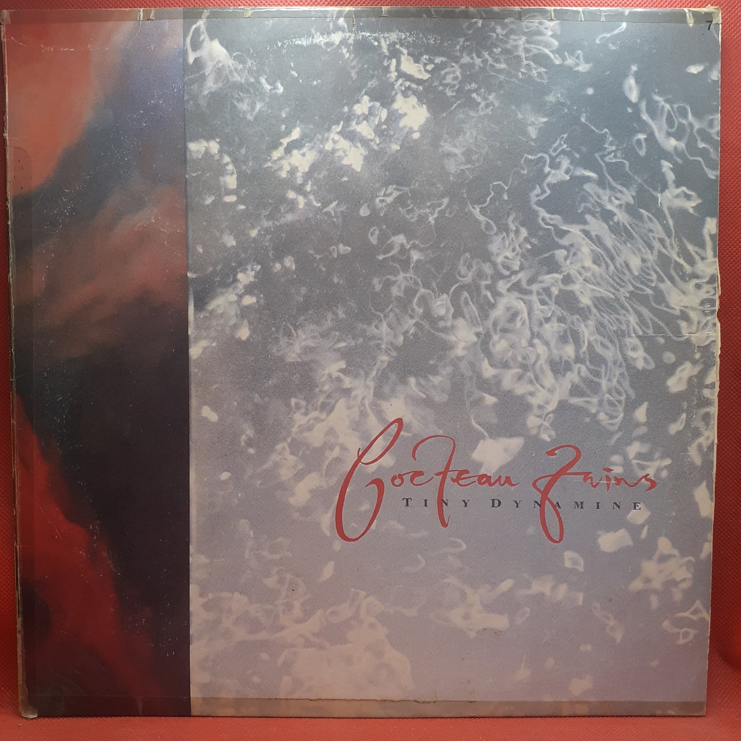 Cocteau Twins – Tiny Dynamine