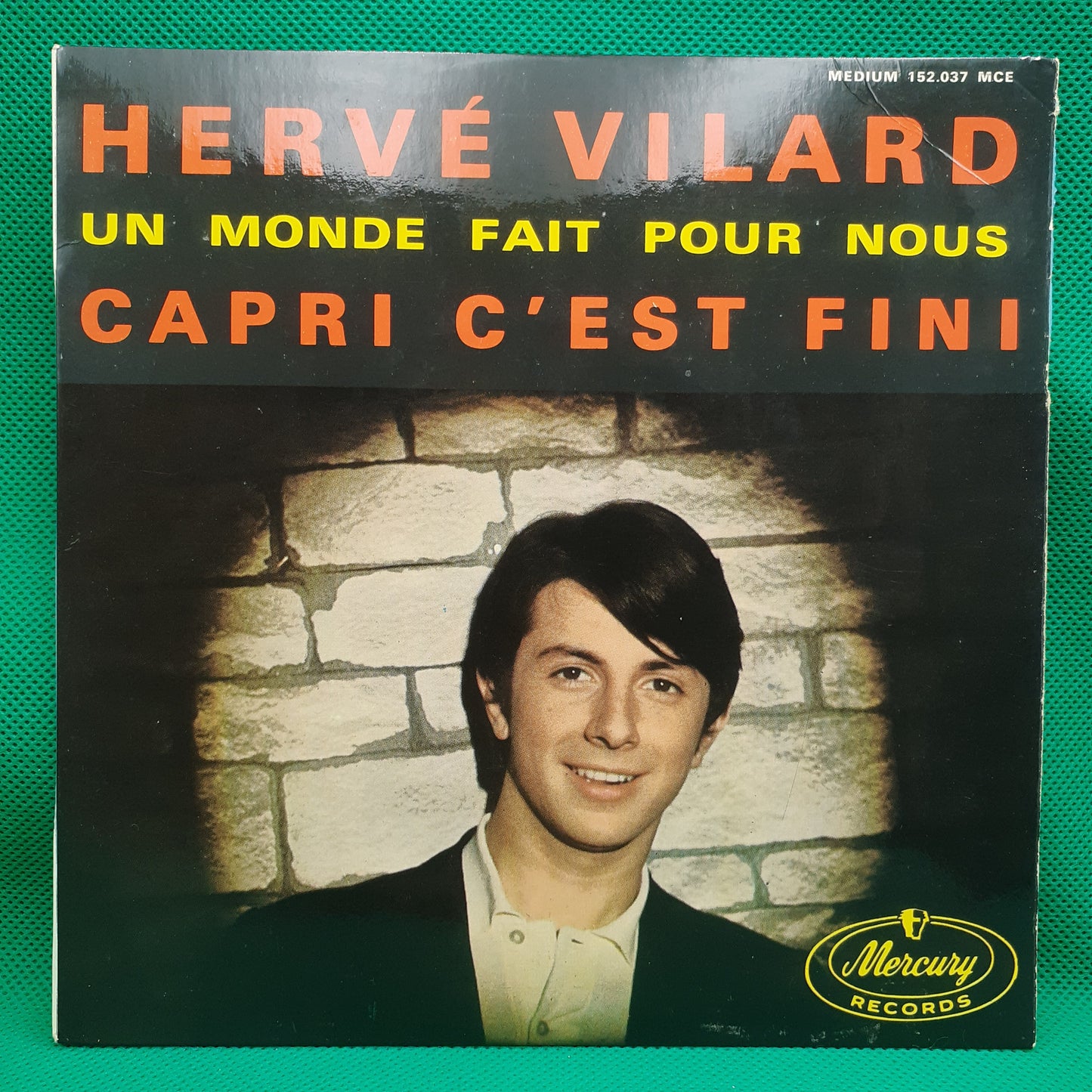 Hervé Vilard – Capri C'est Fini