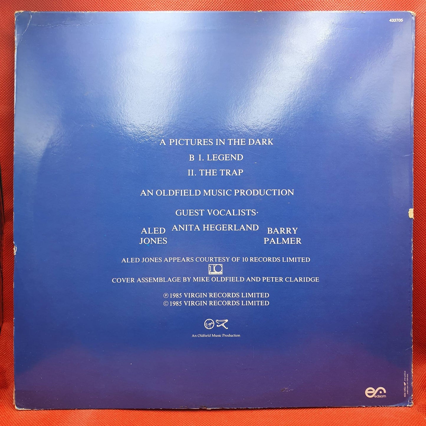 Mike Oldfield – Pictures In The Dark