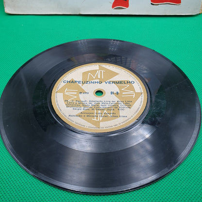 Edição Sonora Infantil - Chapeuzinho Vermelho