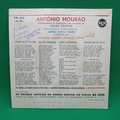 António Mourão – Na Revista "... E Viva O Velho"