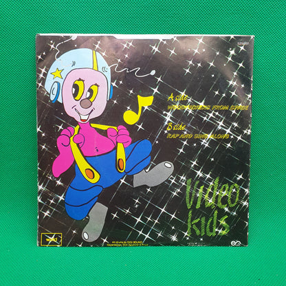 Video Kids – Woodpeckers From Space