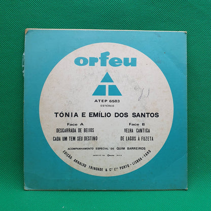Tónia E Emílio Dos Santos – Desgarrada De Beijos