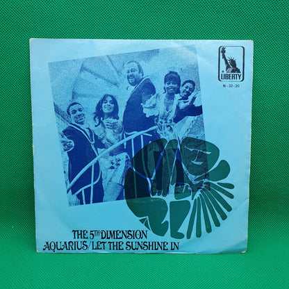 The Fifth Dimension – Aquarius (Let The Sunshine In)
