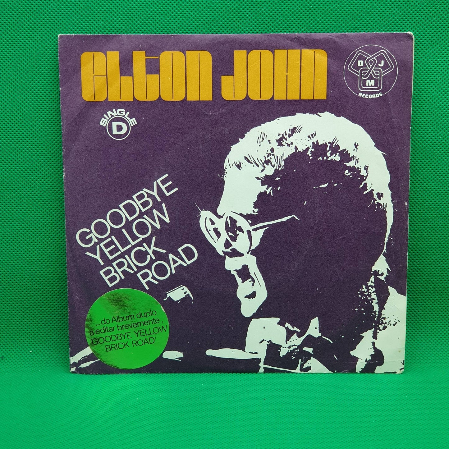 Elton John – Goodbye Yellow Brick Road