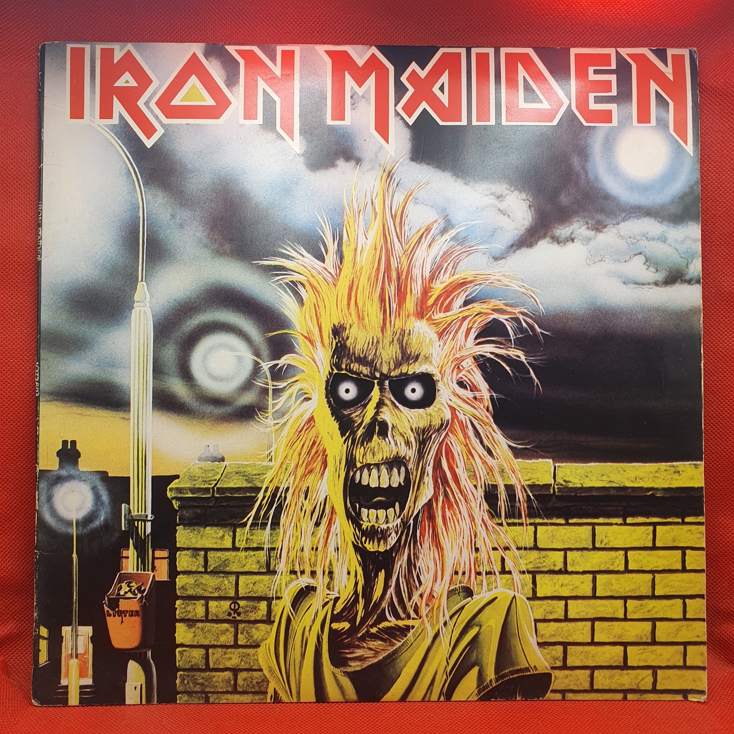 Iron Maiden – Iron Maiden