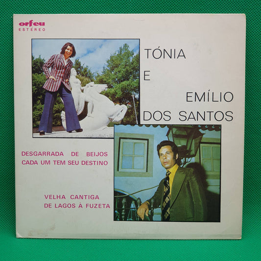 Tónia E Emílio Dos Santos – Desgarrada De Beijos