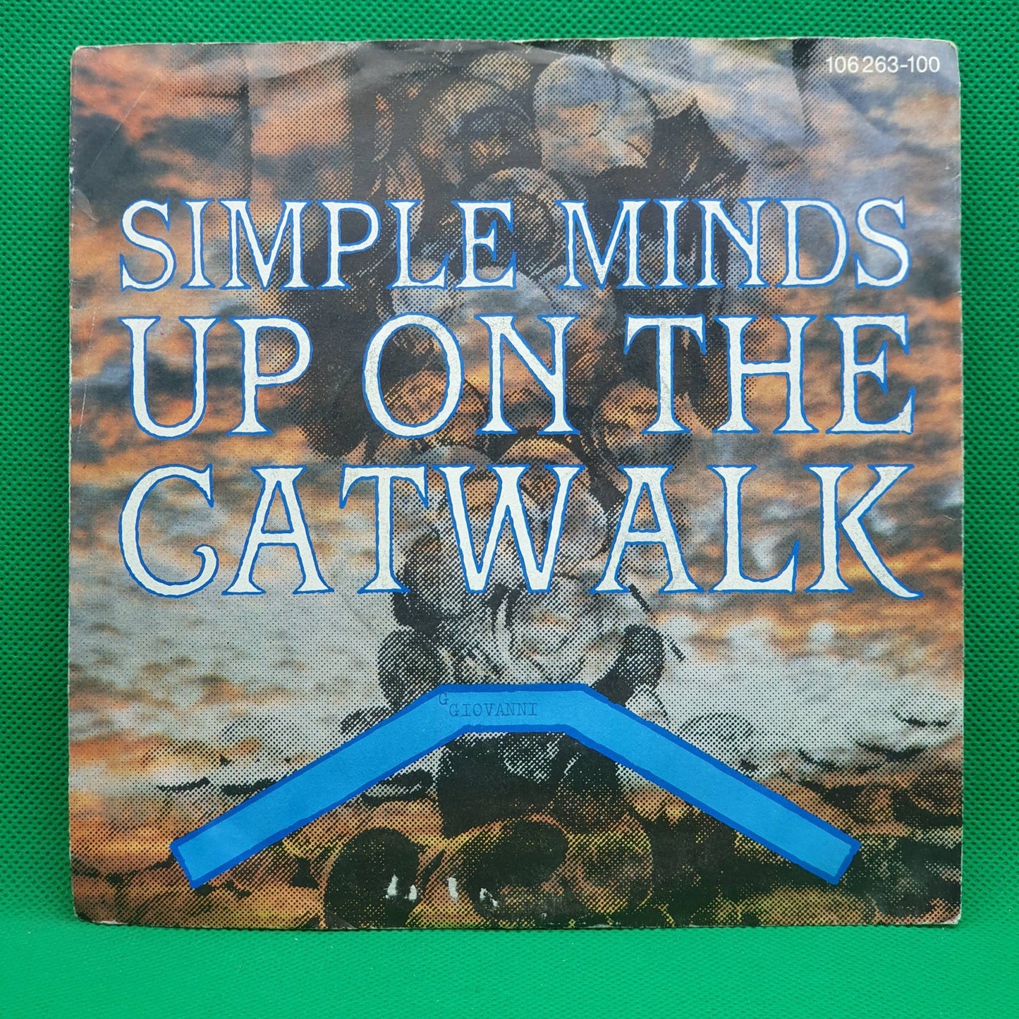 Simple Minds ‎– Up On The Catwalk