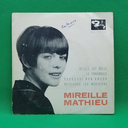 Mireille Mathieu – Qu'Elle Est Belle