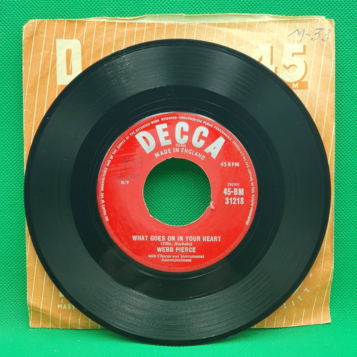 Webb Pierce – A Thousand Miles Ago / What Goes On In Your Heart