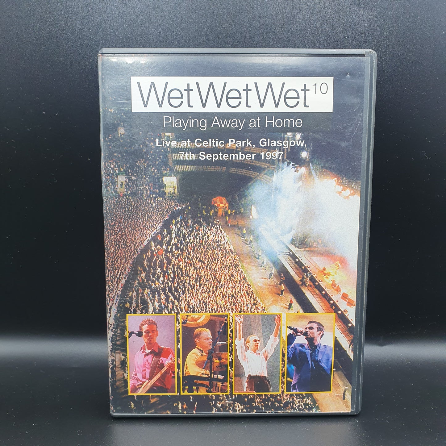 Wet Wet Wet ‎– 10 Playing Away At Home (Live At Celtic Park)