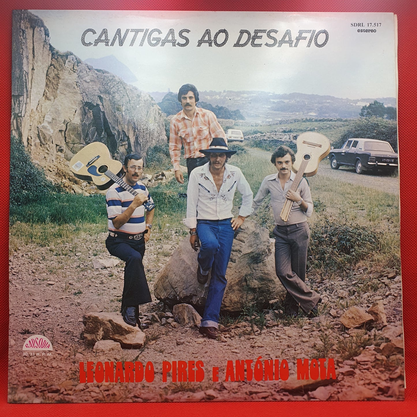 Leonardo Pires e António Mota - Cantigas Ao Desafio