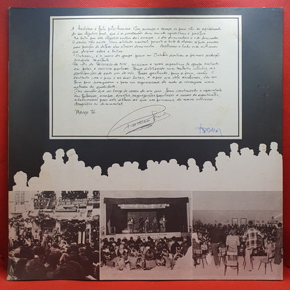 Grupo Outubro ‎– A Cantar Também A Gente Se Entende