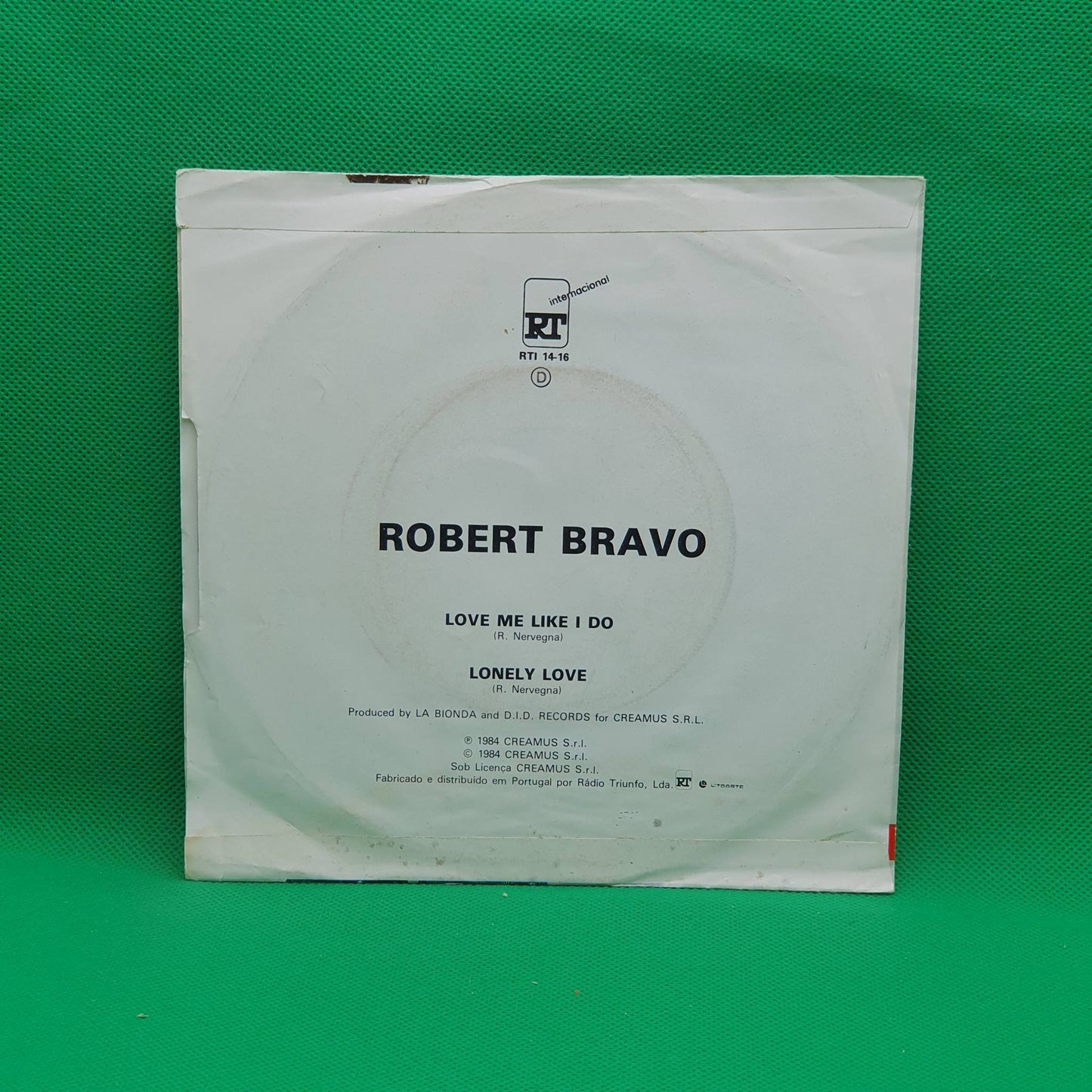 Robert Bravo ‎– Love Me Like I Do