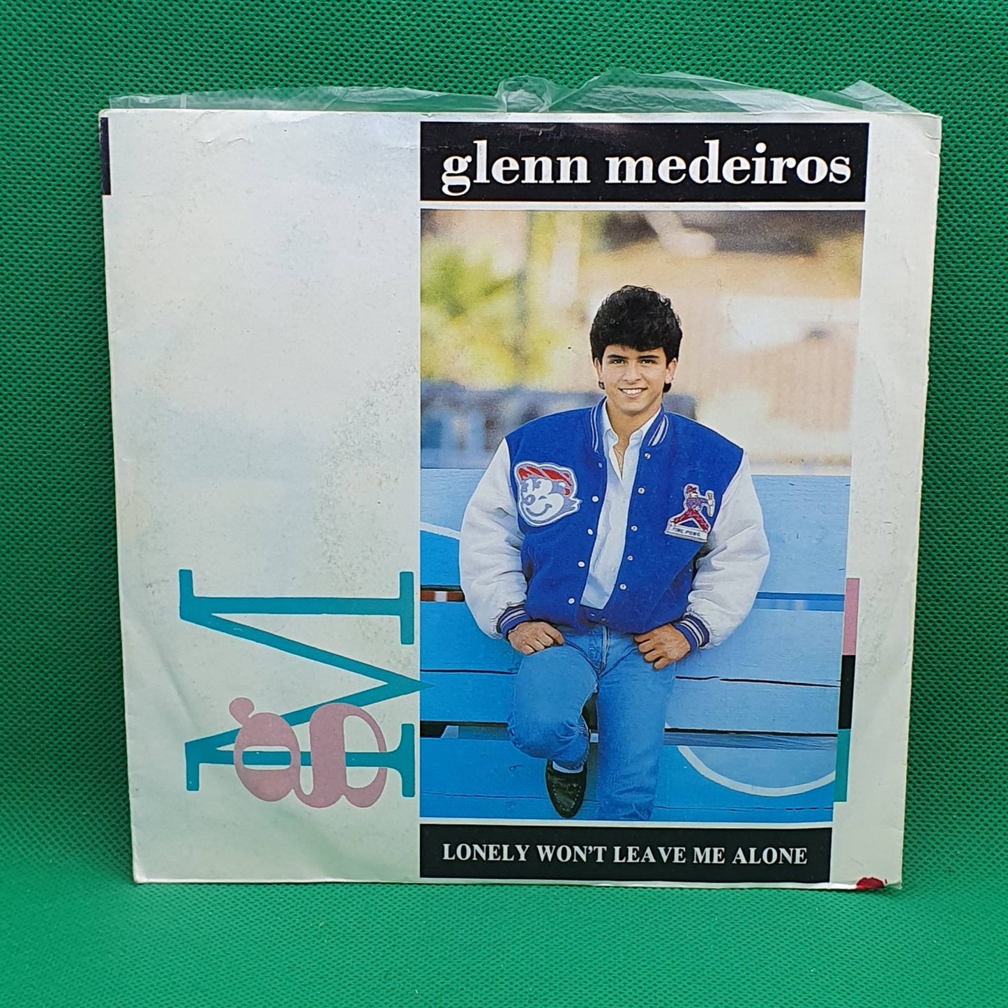 Glenn Medeiros ‎– Lonely Won't Leave Me Alone