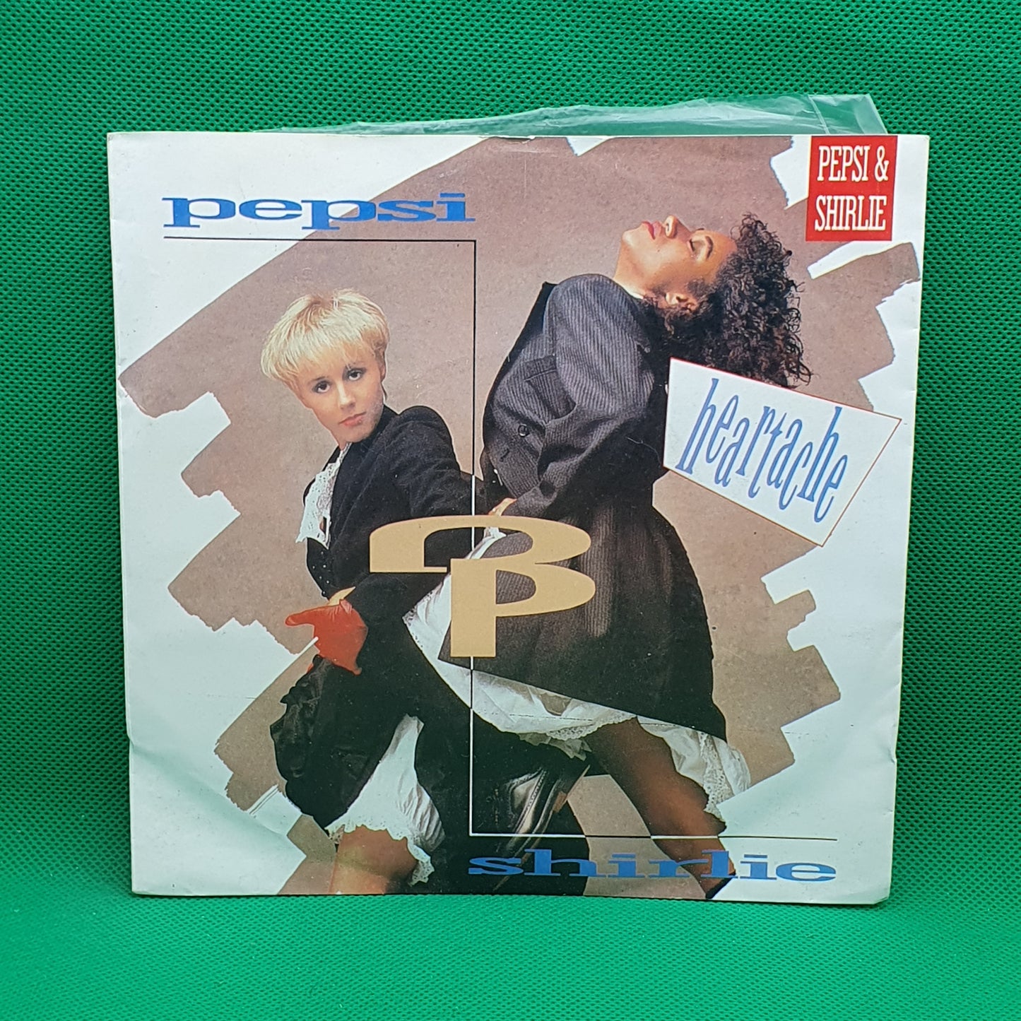 Pepsi & Shirlie ‎– Heartache