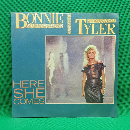 Bonnie Tyler ‎– Here She Comes