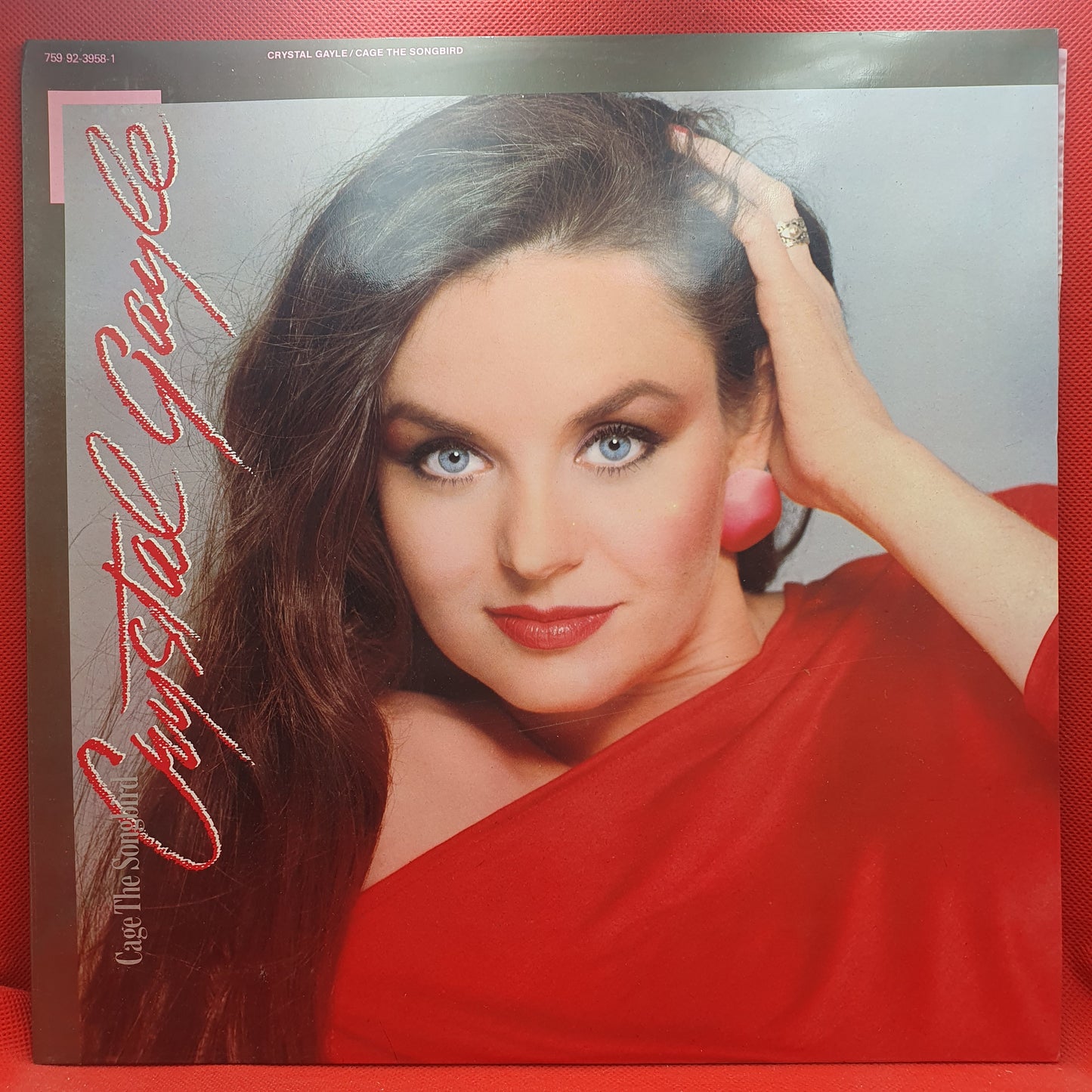 Crystal Gayle ‎– Cage The Songbird