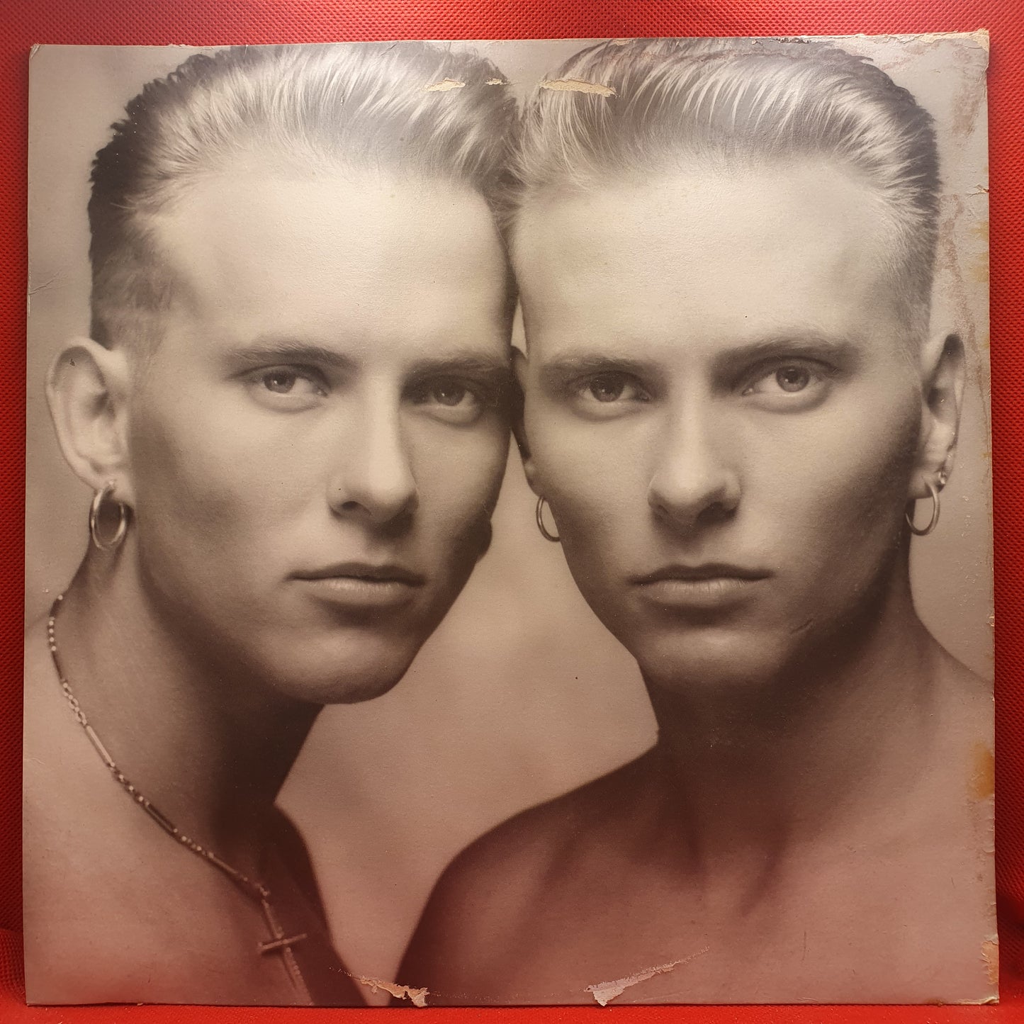 Bros ‎– The Time