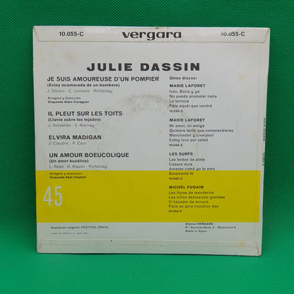 Julie D. ‎– Je Suis Amoureuse D'un Pompier / Elvira Madigan