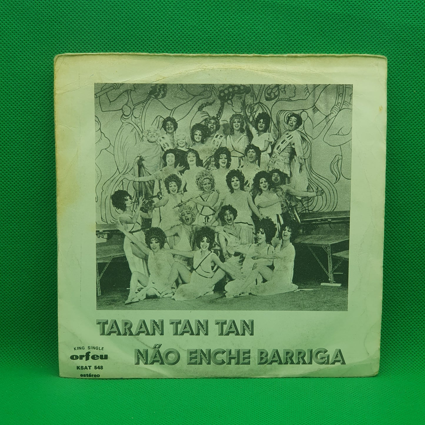 Ádóque ‎– Taran Tan Tan Não Enche Barriga