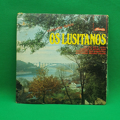 Conjunto Típico Os Lusitanos - Jusraste á Beira Mar