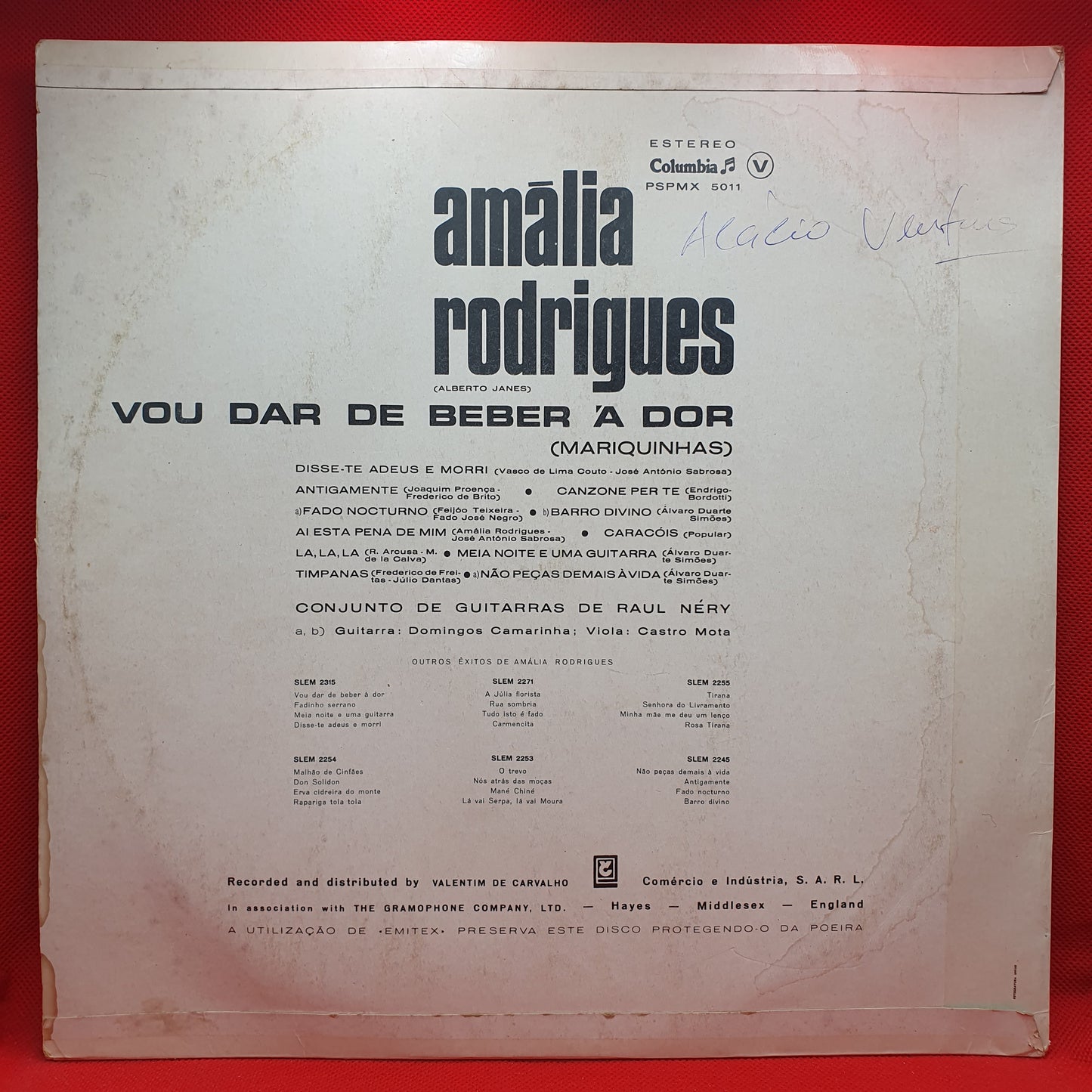 Amália Rodrigues – Vou Dar De Beber À Dor