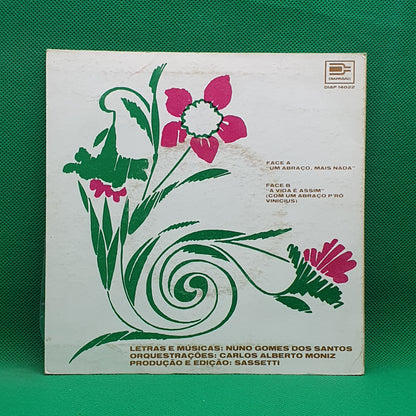 Helena Isabel ‎– Um Abraço, Mais Nada