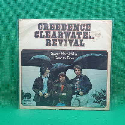 Creedence Clearwater Revival ‎– Sweet Hitch-Hiker / Door To Door