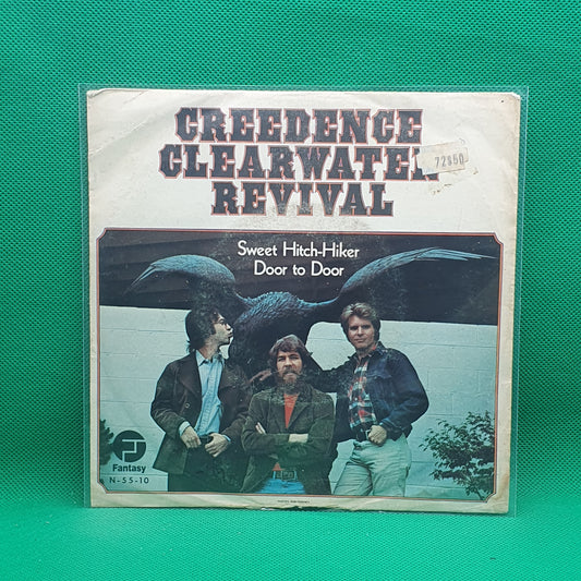 Creedence Clearwater Revival ‎– Sweet Hitch-Hiker / Door To Door