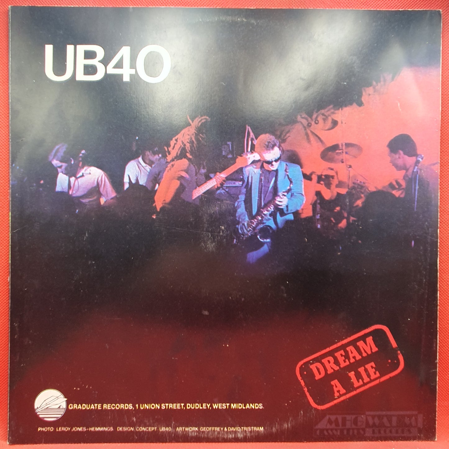 UB40 – The Earth Dies Screaming / Dream A Lie