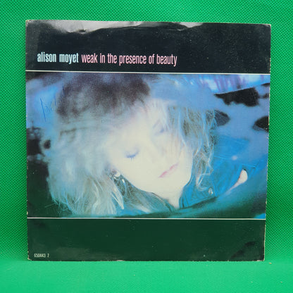 Alison Moyet ‎– Weak In The Presence Of Beauty