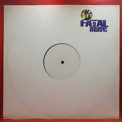 Mario Calegari vs. Ray Briones ‎– Dark Samba