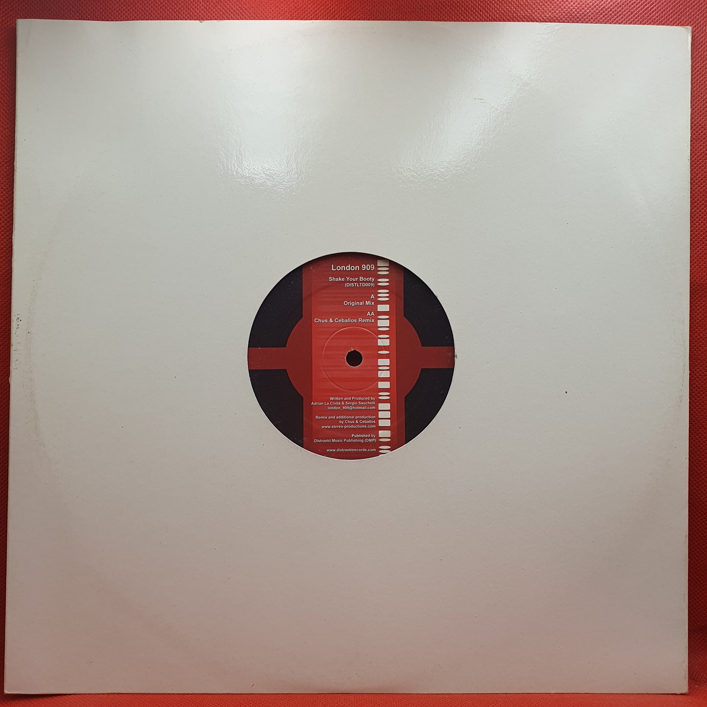 London 909 ‎– Shake Your Booty