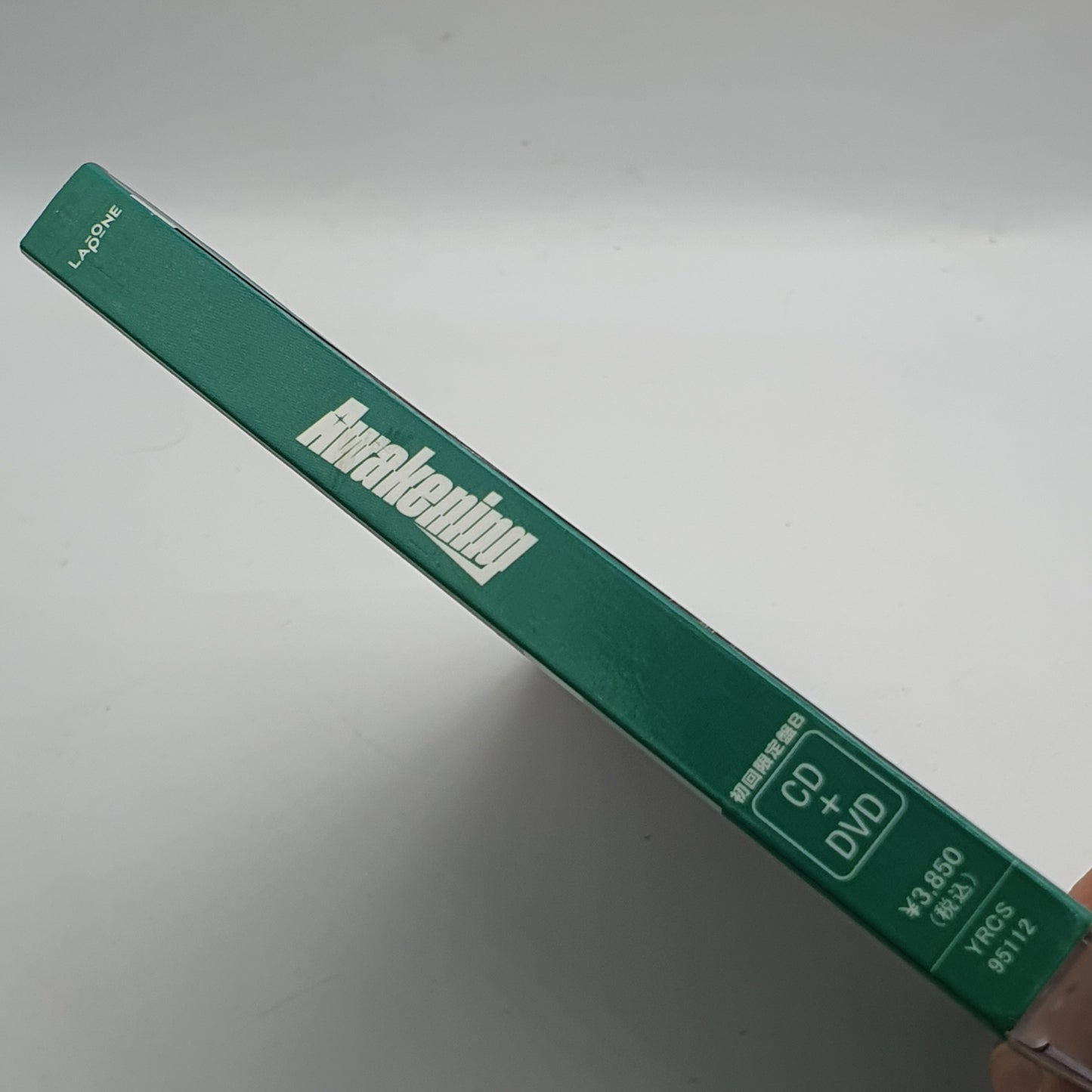 INI – Awakening - The 1st Album