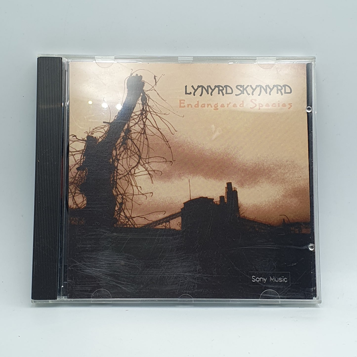 Lynyrd Skynyrd ‎– Endangered Species