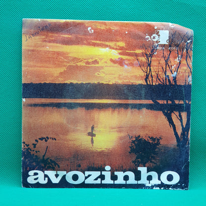 Avozinho ‎– Mamã Mamã Divua Diame / Sakeça Mukongo