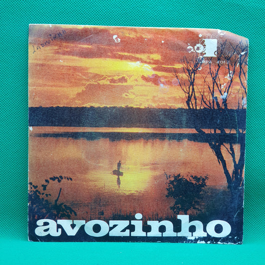 Avozinho ‎– Mamã Mamã Divua Diame / Sakeça Mukongo