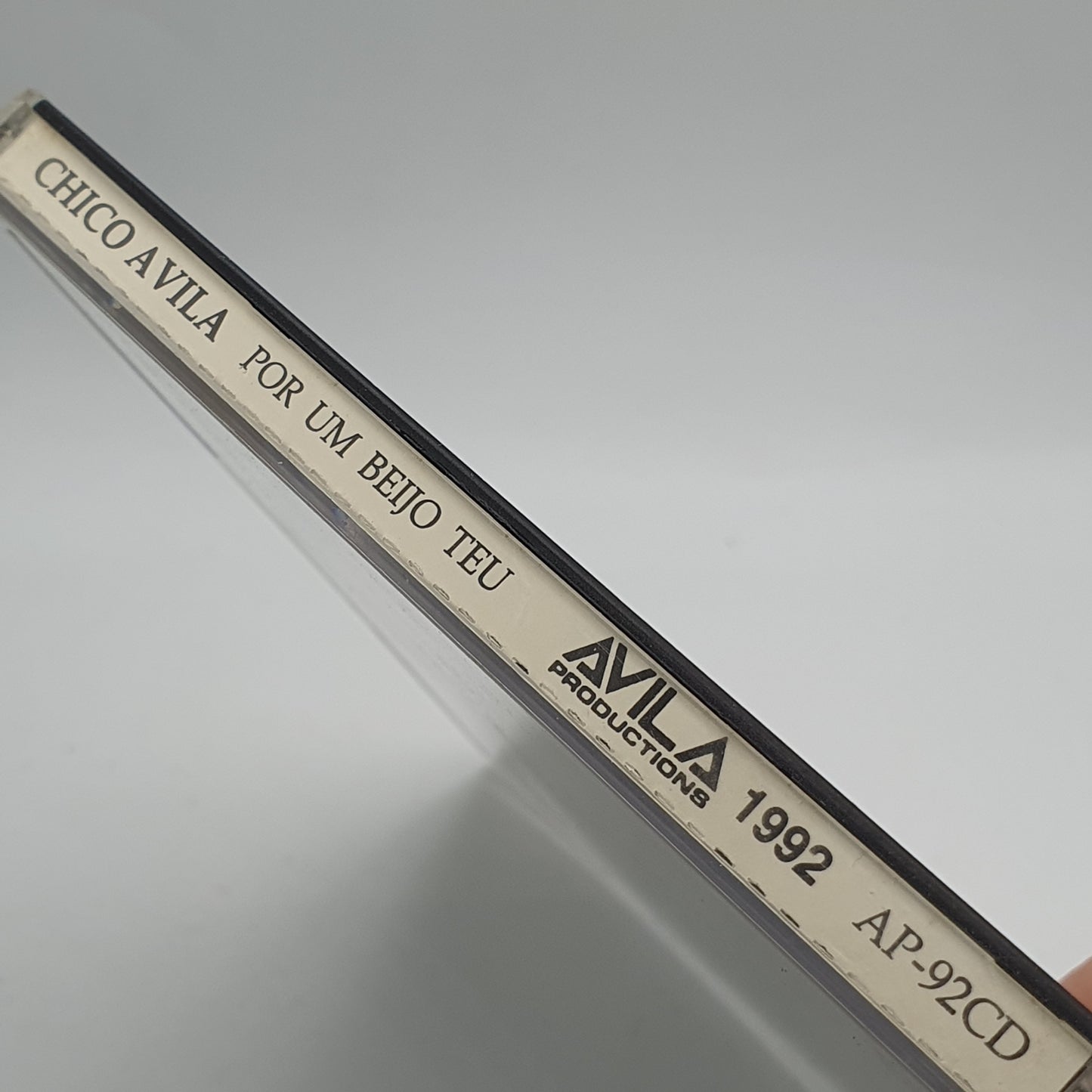 Chico Avila – Por Um Beijo Teu