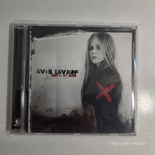 Avril Lavigne - Under My Skin (CD)