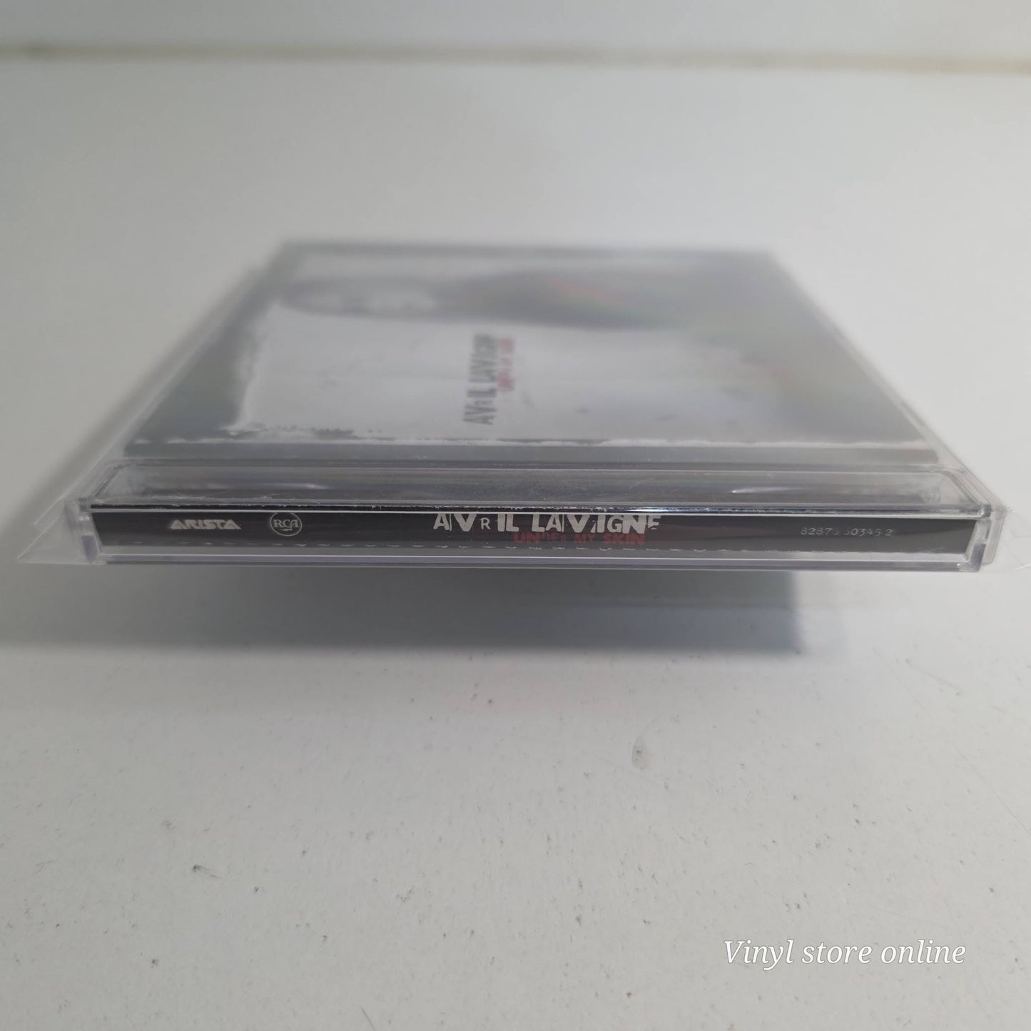 Avril Lavigne - Under My Skin (CD)