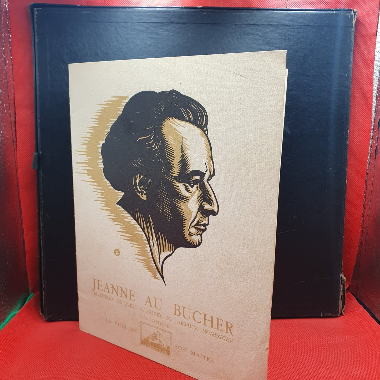 Arthur Honegger, Paul Claudel / Orchestre National De Belgique*, Louis de Vocht*, La Chorale Cæcilia D'Anvers*, La Chorale De L'Institut Notre-Dame De Cureghem, L'Ensemble De La Société Philharmonique De Bruxelles - Jeanne Au Bucher (LP)