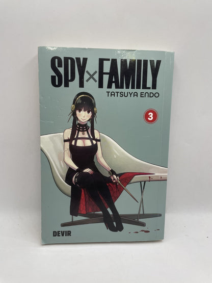 Livro- Spy x Family- Tatsuya Endo