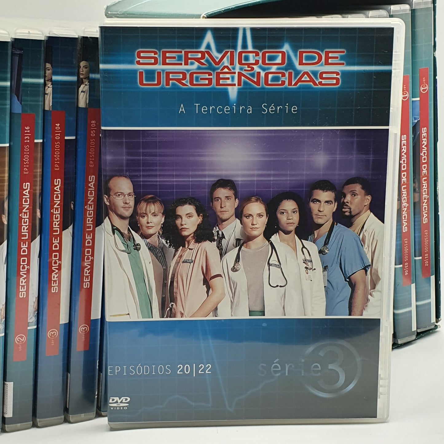 Série 1 a 3 de Serviço De Urgências (18xDVD) Ref. OL-VI