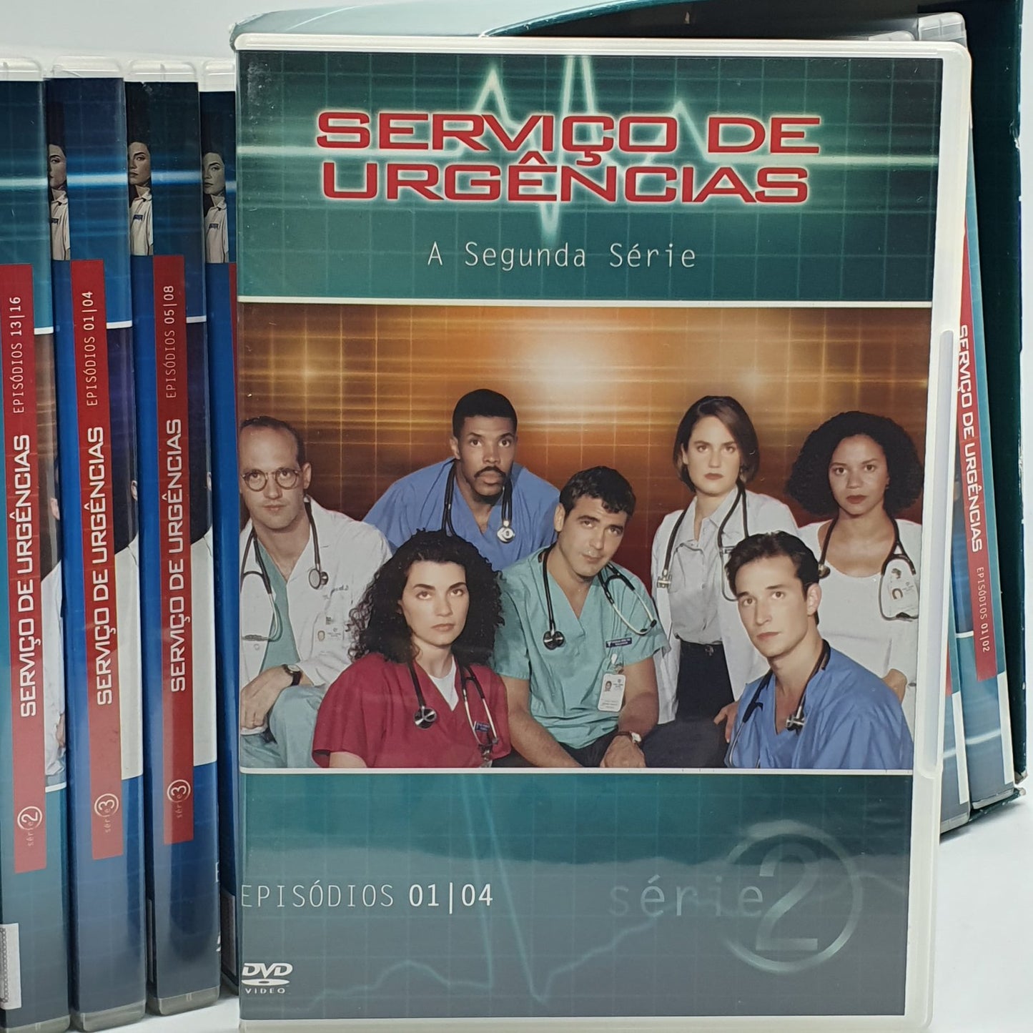 Série 1 a 3 de Serviço De Urgências (18xDVD) Ref. OL-VI