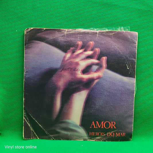 Heróis Do Mar – Amor