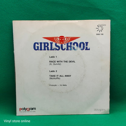 Girlschool – Rennen mit dem Teufel