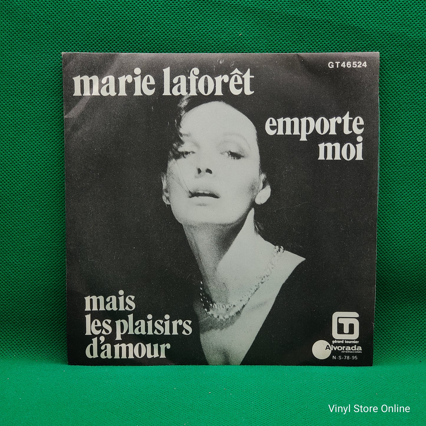 Marie Laforêt ‎– Emporte-Moi / Mais Les Plaisirs D'amour