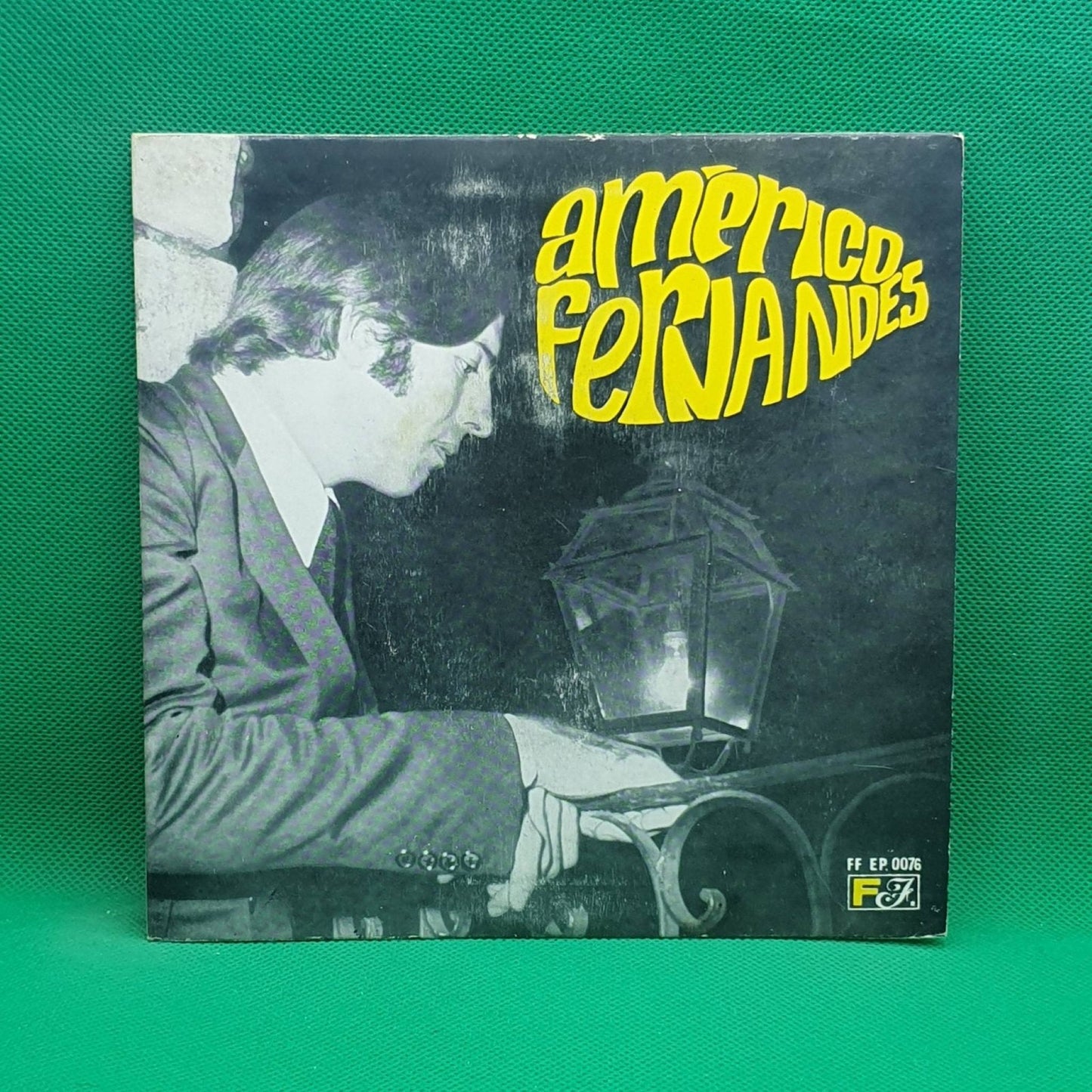 Américo Fernandes ‎– Olhai A Noite - Vinyl Store Online