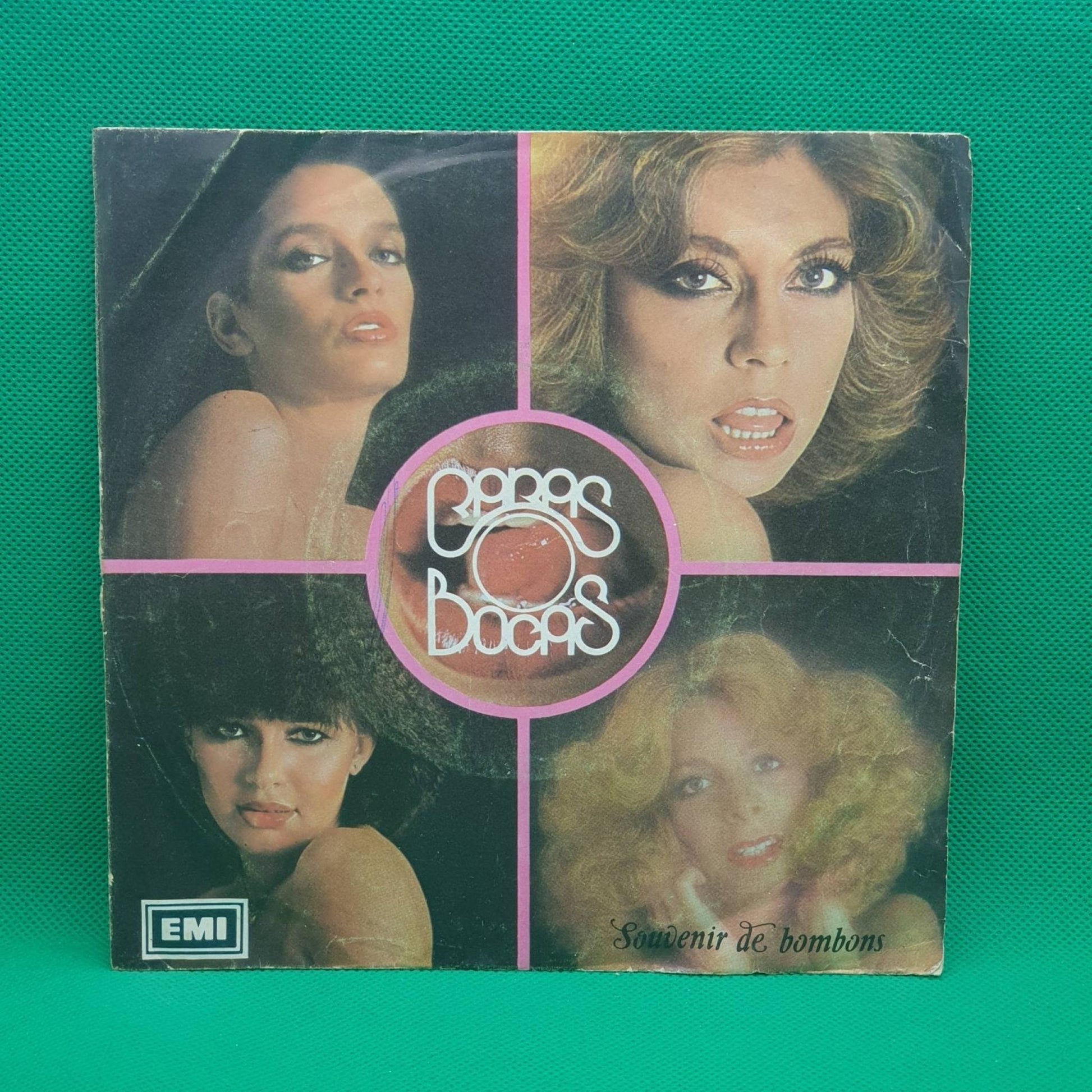 Caras E Bocas ‎– Souvenir De Bombons / Papel E Fumaça - Vinyl Store Online